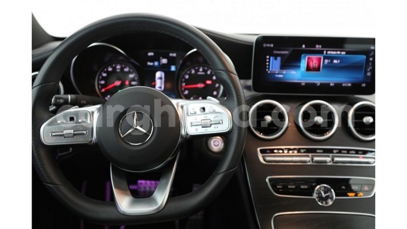 Big with watermark mercedes benz a200 ashanti import dubai 17535