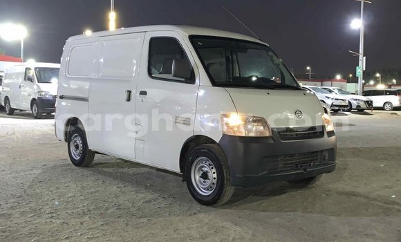 Buy Import Daihatsu Sirion White Car in Import - Dubai in Ashanti