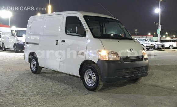 Ra Imported Daihatsu Sirion funfun Ọkọ̀ in Import - Dubai ni Ashanti Ra Imported Daihatsu Sirion funfun Ọkọ̀ in Import - Dubai ni Ashanti