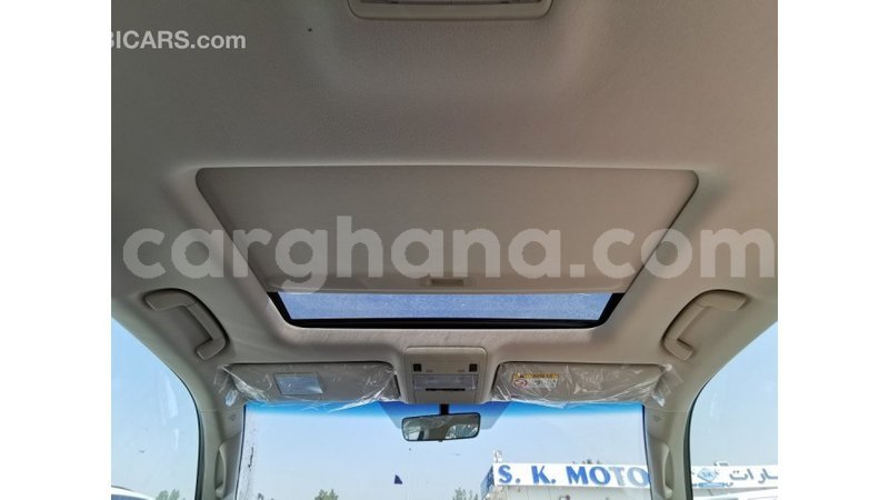 Big with watermark toyota land cruiser ashanti import dubai 17547