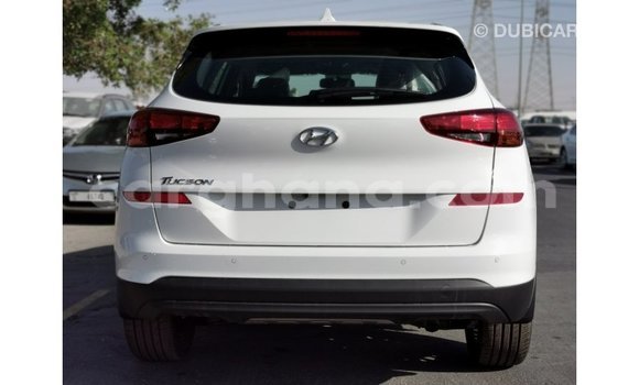 Sayi Imported Hyundai Tucson White Mota in Import - Dubai a Ashanti Sayi Imported Hyundai Tucson White Mota in Import - Dubai a Ashanti