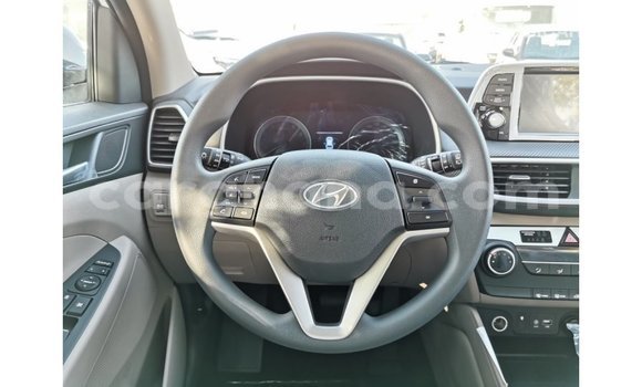 Sayi Imported Hyundai Tucson White Mota in Import - Dubai a Ashanti Sayi Imported Hyundai Tucson White Mota in Import - Dubai a Ashanti