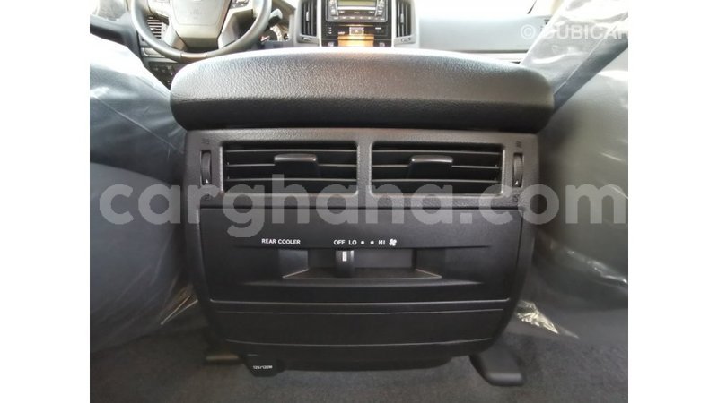 Big with watermark toyota land cruiser ashanti import dubai 17570