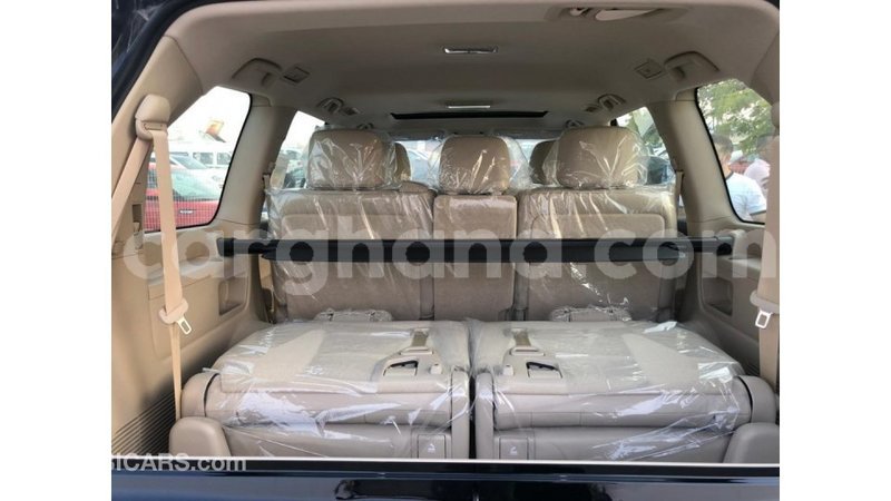 Big with watermark toyota land cruiser ashanti import dubai 17575