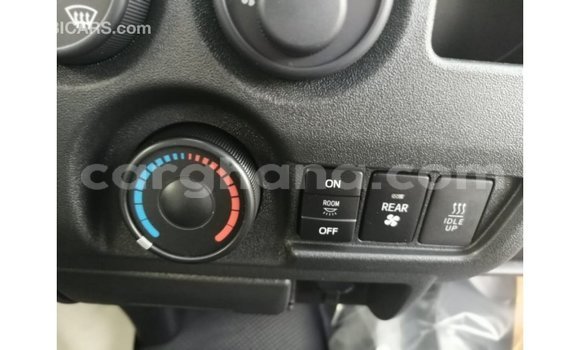 Ra Imported Toyota Hiace funfun Ọkọ̀ in Import - Dubai ni Ashanti Ra Imported Toyota Hiace funfun Ọkọ̀ in Import - Dubai ni Ashanti