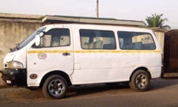 Buy Used Kia Pregio White Car in Accra in Greater Accra Buy Used Kia Pregio White Car in Accra in Greater Accra