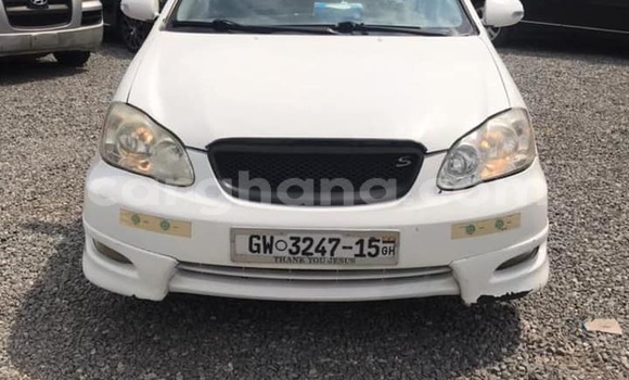 Sayi Na hannu Toyota Corolla White Mota in Abetifi a Gabas Sayi Na hannu Toyota Corolla White Mota in Abetifi a Gabas
