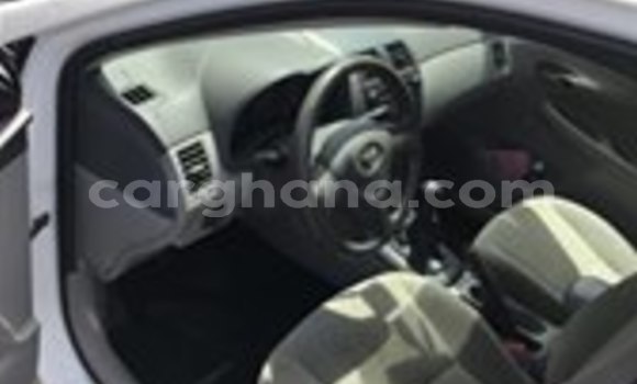 Buy Used Toyota Corolla White Car in Accra in Greater Accra Buy Used Toyota Corolla White Car in Accra in Greater Accra