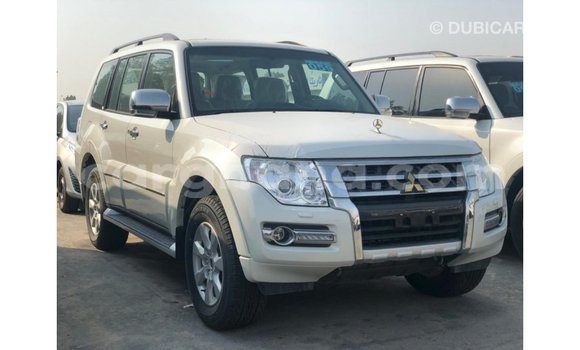 Ra Imported Mitsubishi Pajero funfun Ọkọ̀ in Import - Dubai ni Ashanti Ra Imported Mitsubishi Pajero funfun Ọkọ̀ in Import - Dubai ni Ashanti
