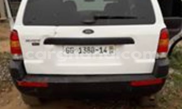 Buy Used Ford Escape White Car in Accra in Greater Accra Buy Used Ford Escape White Car in Accra in Greater Accra