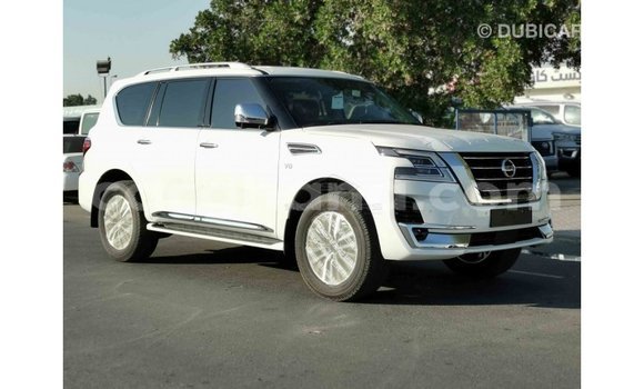 Buy Import Nissan Patrol White Car in Import - Dubai in Ashanti Buy Import Nissan Patrol White Car in Import - Dubai in Ashanti