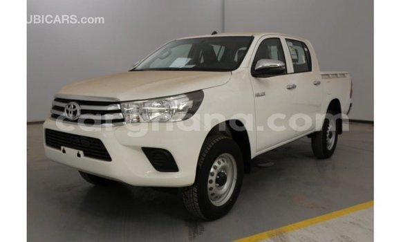Buy Import Toyota Hilux White Car in Import - Dubai in Ashanti Buy Import Toyota Hilux White Car in Import - Dubai in Ashanti
