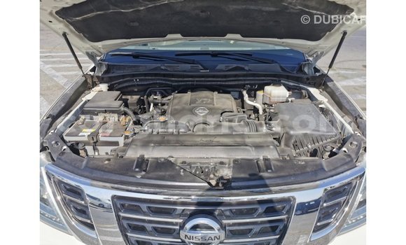 Buy Import Nissan Patrol White Car in Import - Dubai in Ashanti Buy Import Nissan Patrol White Car in Import - Dubai in Ashanti