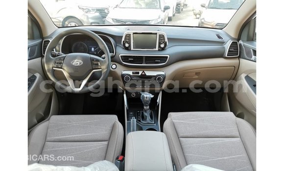 Sayi Imported Hyundai Tucson White Mota in Import - Dubai a Ashanti Sayi Imported Hyundai Tucson White Mota in Import - Dubai a Ashanti