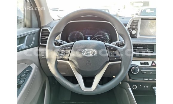 Sayi Imported Hyundai Tucson White Mota in Import - Dubai a Ashanti Sayi Imported Hyundai Tucson White Mota in Import - Dubai a Ashanti