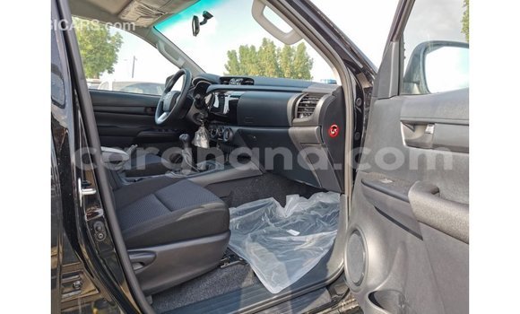 Ra Imported Toyota Hilux Black Ọkọ̀ in Import - Dubai ni Ashanti Ra Imported Toyota Hilux Black Ọkọ̀ in Import - Dubai ni Ashanti