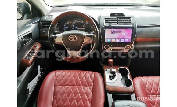 Ra Imported Toyota Camry funfun Ọkọ̀ in Import - Dubai ni Ashanti Ra Imported Toyota Camry funfun Ọkọ̀ in Import - Dubai ni Ashanti