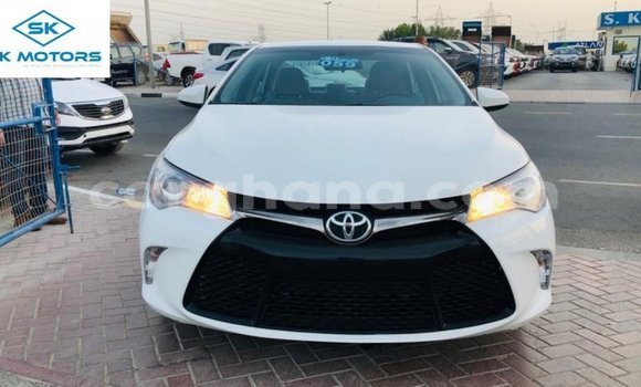 Buy Import Toyota Camry White Car in Import - Dubai in Ashanti Buy Import Toyota Camry White Car in Import - Dubai in Ashanti