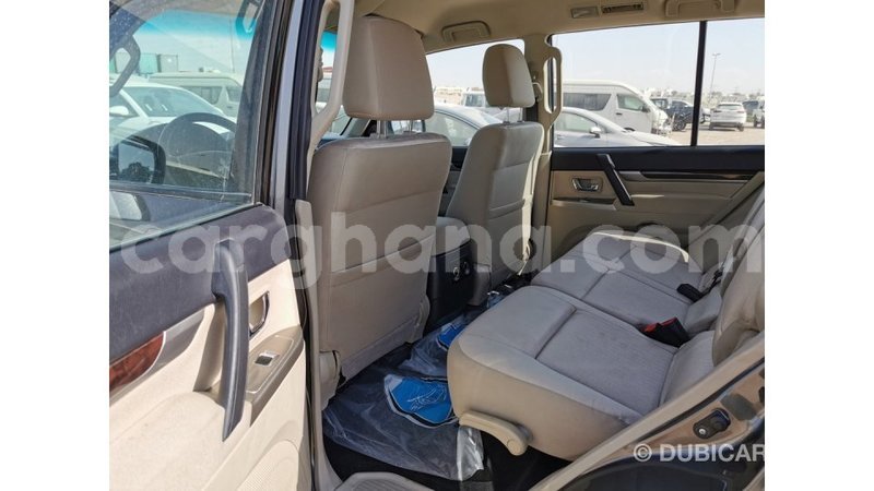 Big with watermark mitsubishi pajero ashanti import dubai 17691