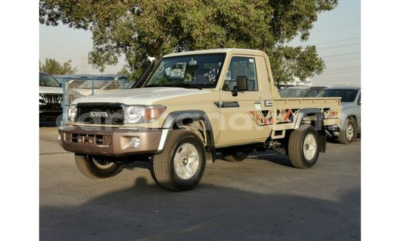 Sayi Imported Toyota Land Cruiser M Mota in Import - Dubai a Ashanti Sayi Imported Toyota Land Cruiser M Mota in Import - Dubai a Ashanti
