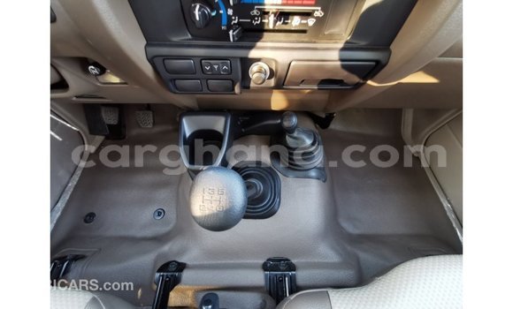 Buy Import Toyota Land Cruiser Red Car in Import - Dubai in Ashanti Buy Import Toyota Land Cruiser Red Car in Import - Dubai in Ashanti
