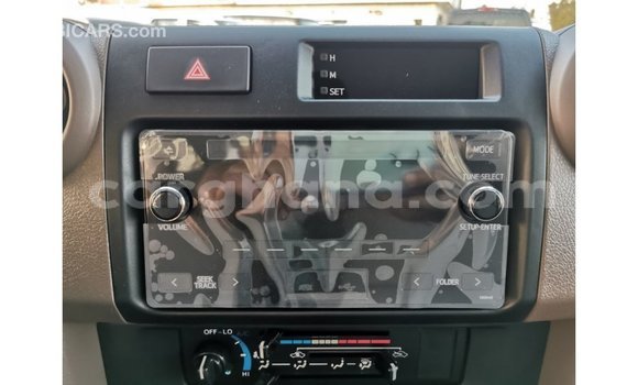 Buy Import Toyota Land Cruiser White Car in Import - Dubai in Ashanti Buy Import Toyota Land Cruiser White Car in Import - Dubai in Ashanti