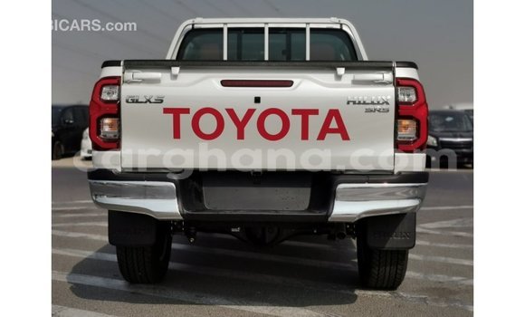 Ra Imported Toyota Hilux funfun Ọkọ̀ in Import - Dubai ni Ashanti Ra Imported Toyota Hilux funfun Ọkọ̀ in Import - Dubai ni Ashanti