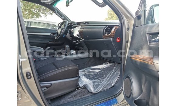 Sayi Imported Toyota Hilux Brown Mota in Import - Dubai a Ashanti Sayi Imported Toyota Hilux Brown Mota in Import - Dubai a Ashanti