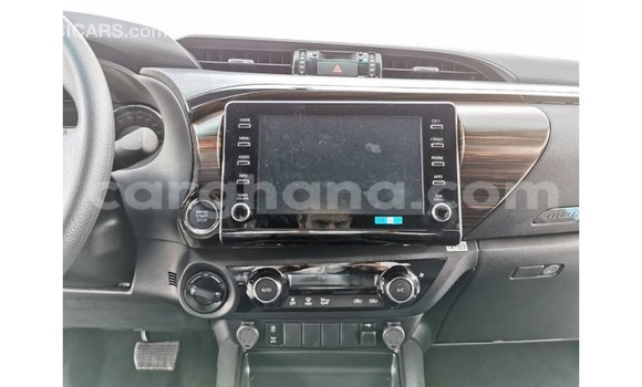 Sayi Imported Toyota Hilux Blue Mota in Import - Dubai a Ashanti Sayi Imported Toyota Hilux Blue Mota in Import - Dubai a Ashanti