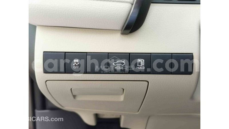 Big with watermark toyota camry ashanti import dubai 17728