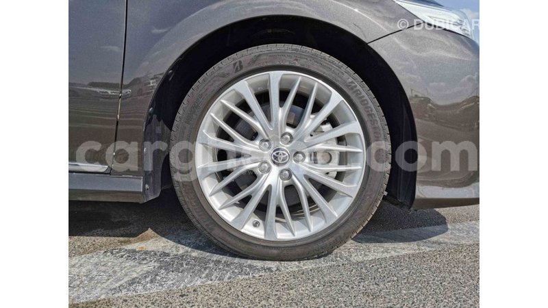 Big with watermark toyota camry ashanti import dubai 17728