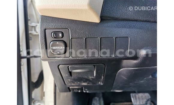 Buy Import Toyota Corolla White Car in Import - Dubai in Ashanti Buy Import Toyota Corolla White Car in Import - Dubai in Ashanti