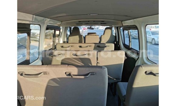 Sayi Imported Toyota Hiace White Mota in Import - Dubai a Ashanti Sayi Imported Toyota Hiace White Mota in Import - Dubai a Ashanti