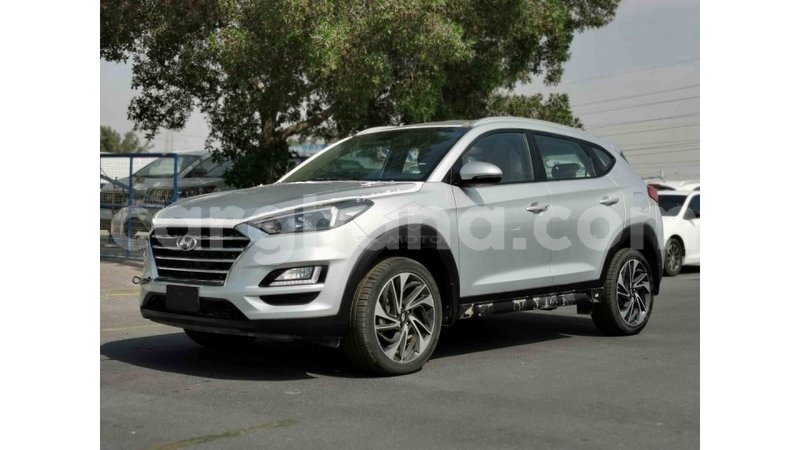 Big with watermark hyundai tucson ashanti import dubai 17744