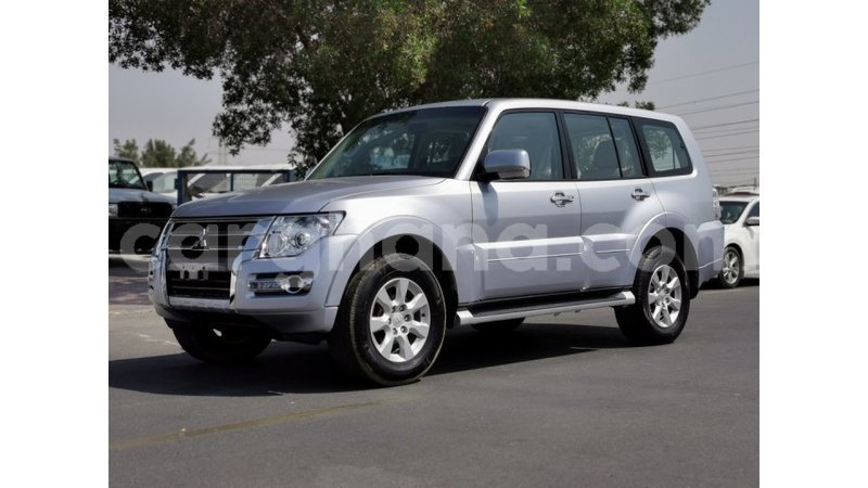 Big with watermark mitsubishi pajero ashanti import dubai 17756