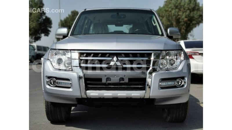 Big with watermark mitsubishi pajero ashanti import dubai 17756