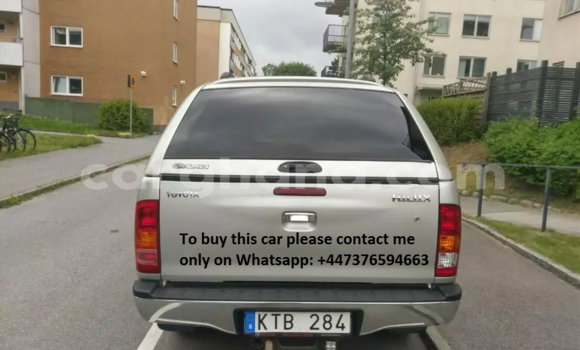 Buy Used Toyota Hilux Silver Car in Accra in Greater Accra Buy Used Toyota Hilux Silver Car in Accra in Greater Accra