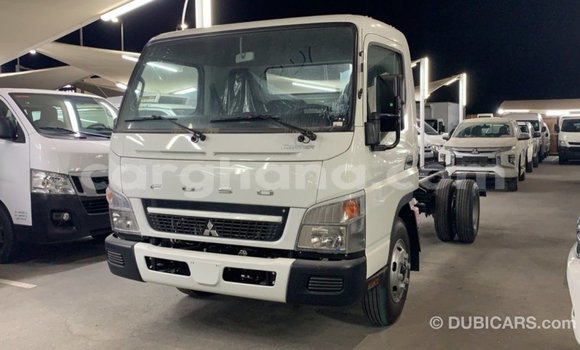 Ra Imported Mitsubishi Carisma funfun Ọkọ̀ in Import - Dubai ni Ashanti Ra Imported Mitsubishi Carisma funfun Ọkọ̀ in Import - Dubai ni Ashanti