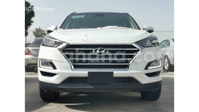 Big with watermark hyundai tucson ashanti import dubai 17798