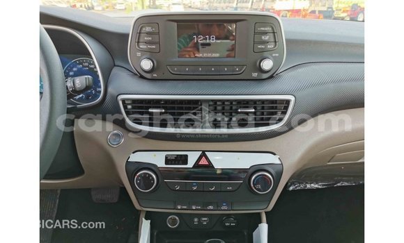 Buy Import Hyundai Tucson White Car in Import - Dubai in Ashanti Buy Import Hyundai Tucson White Car in Import - Dubai in Ashanti