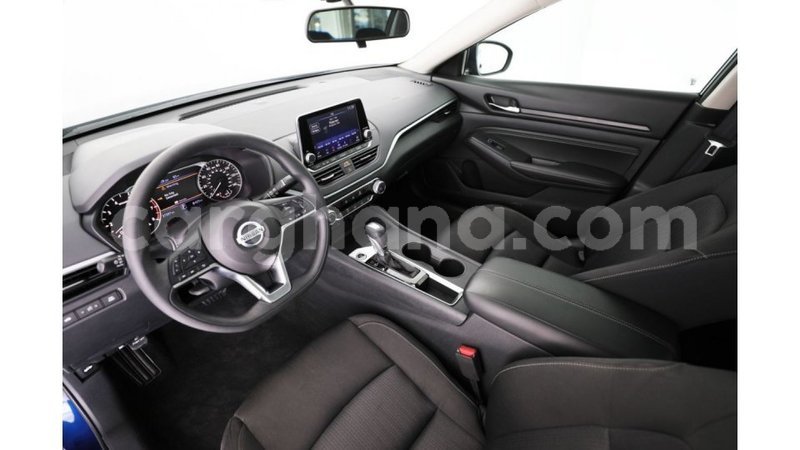 Big with watermark nissan altima ashanti import dubai 17807