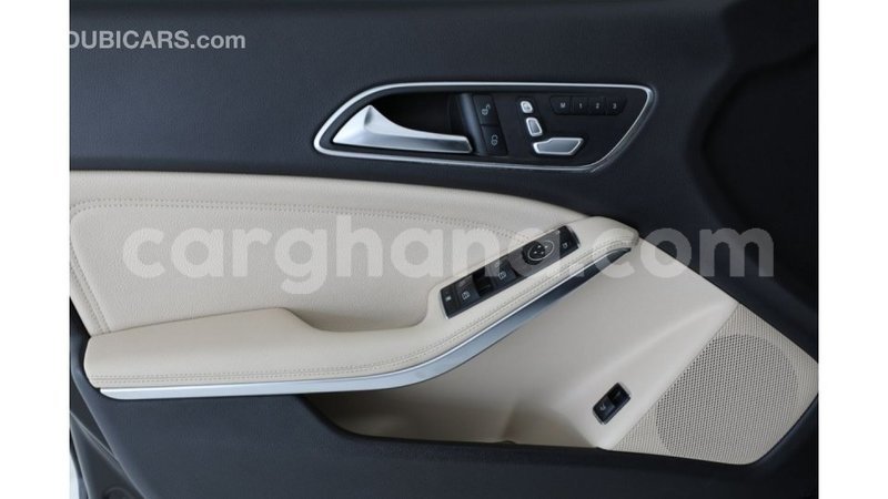 Big with watermark mercedes benz 250 ashanti import dubai 17808