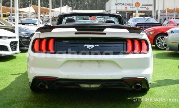 Ra Imported Ford Mustang funfun Ọkọ̀ in Import - Dubai ni Ashanti Ra Imported Ford Mustang funfun Ọkọ̀ in Import - Dubai ni Ashanti