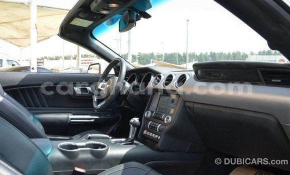 Ra Imported Ford Mustang funfun Ọkọ̀ in Import - Dubai ni Ashanti Ra Imported Ford Mustang funfun Ọkọ̀ in Import - Dubai ni Ashanti