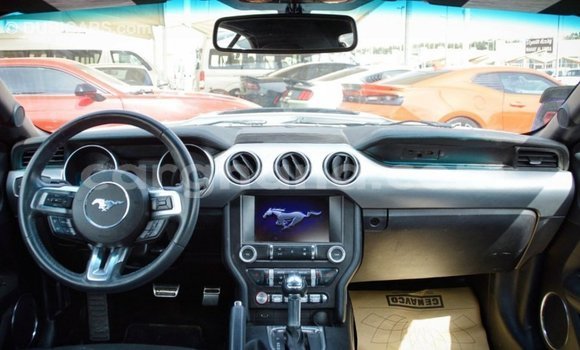 Ra Imported Ford Mustang funfun Ọkọ̀ in Import - Dubai ni Ashanti Ra Imported Ford Mustang funfun Ọkọ̀ in Import - Dubai ni Ashanti
