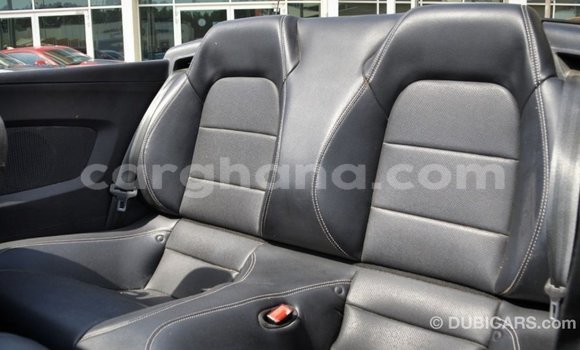 Ra Imported Ford Mustang funfun Ọkọ̀ in Import - Dubai ni Ashanti Ra Imported Ford Mustang funfun Ọkọ̀ in Import - Dubai ni Ashanti