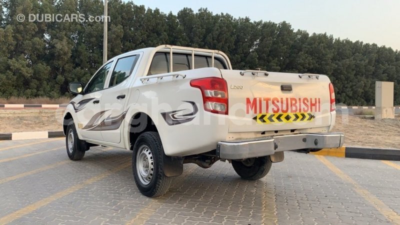 Big with watermark mitsubishi l200 ashanti import dubai 17820