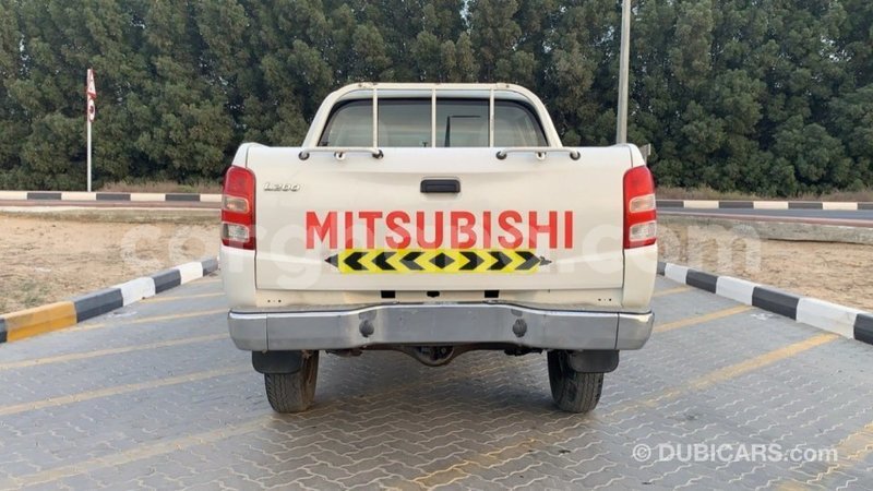 Big with watermark mitsubishi l200 ashanti import dubai 17820