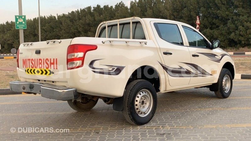 Big with watermark mitsubishi l200 ashanti import dubai 17820