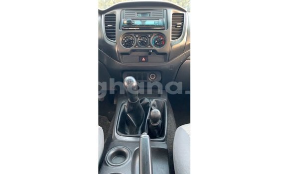 Ra Imported Mitsubishi L200 funfun Ọkọ̀ in Import - Dubai ni Ashanti Ra Imported Mitsubishi L200 funfun Ọkọ̀ in Import - Dubai ni Ashanti